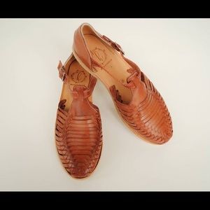 Harmonica Leather Woven Alba Sandal